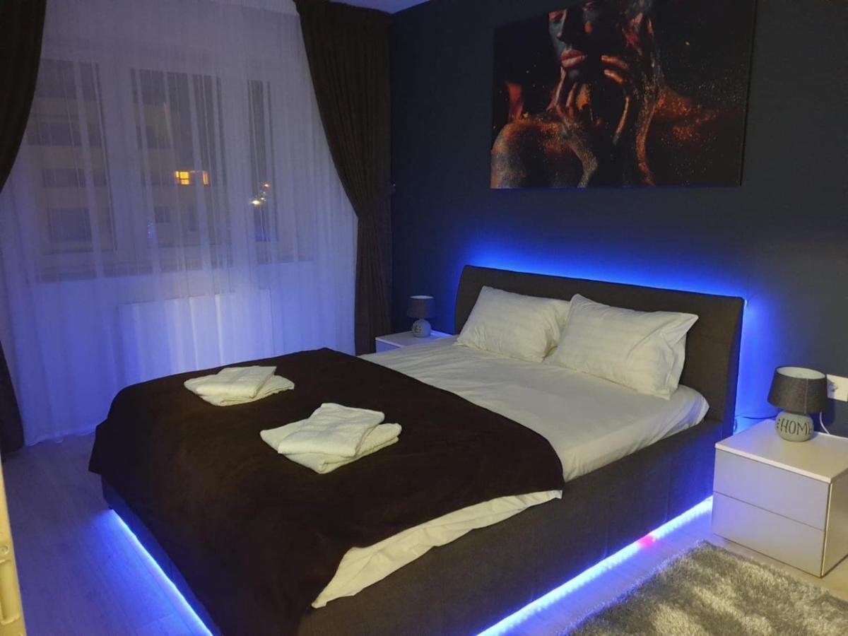 Luxurious Landing Apartment Brassó Kültér fotó